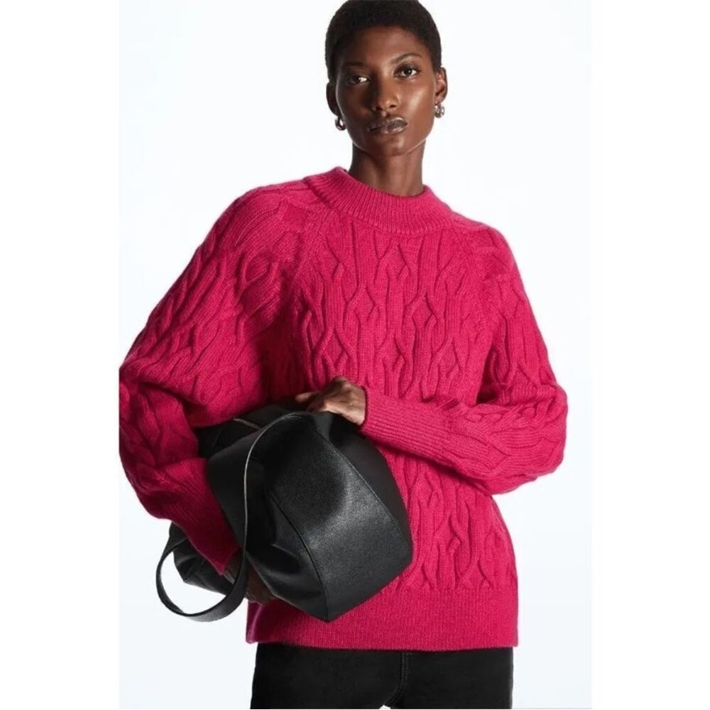COS Pink Cable Knit Relaxed Oversized
Wool Blend Chunky Sweater Women's M